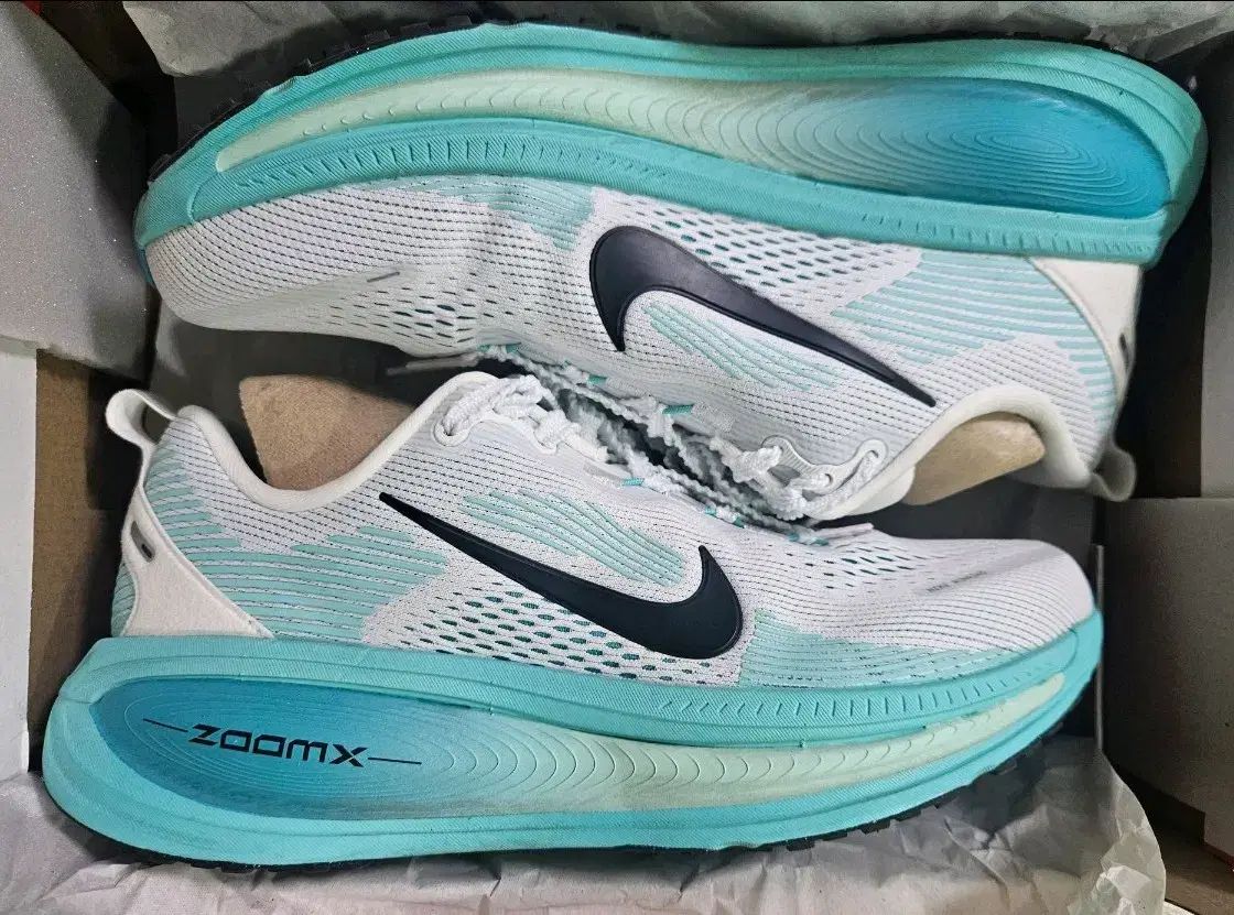 NIKE ナイキ ボメロ 18 ホワイト-ミント 265mm