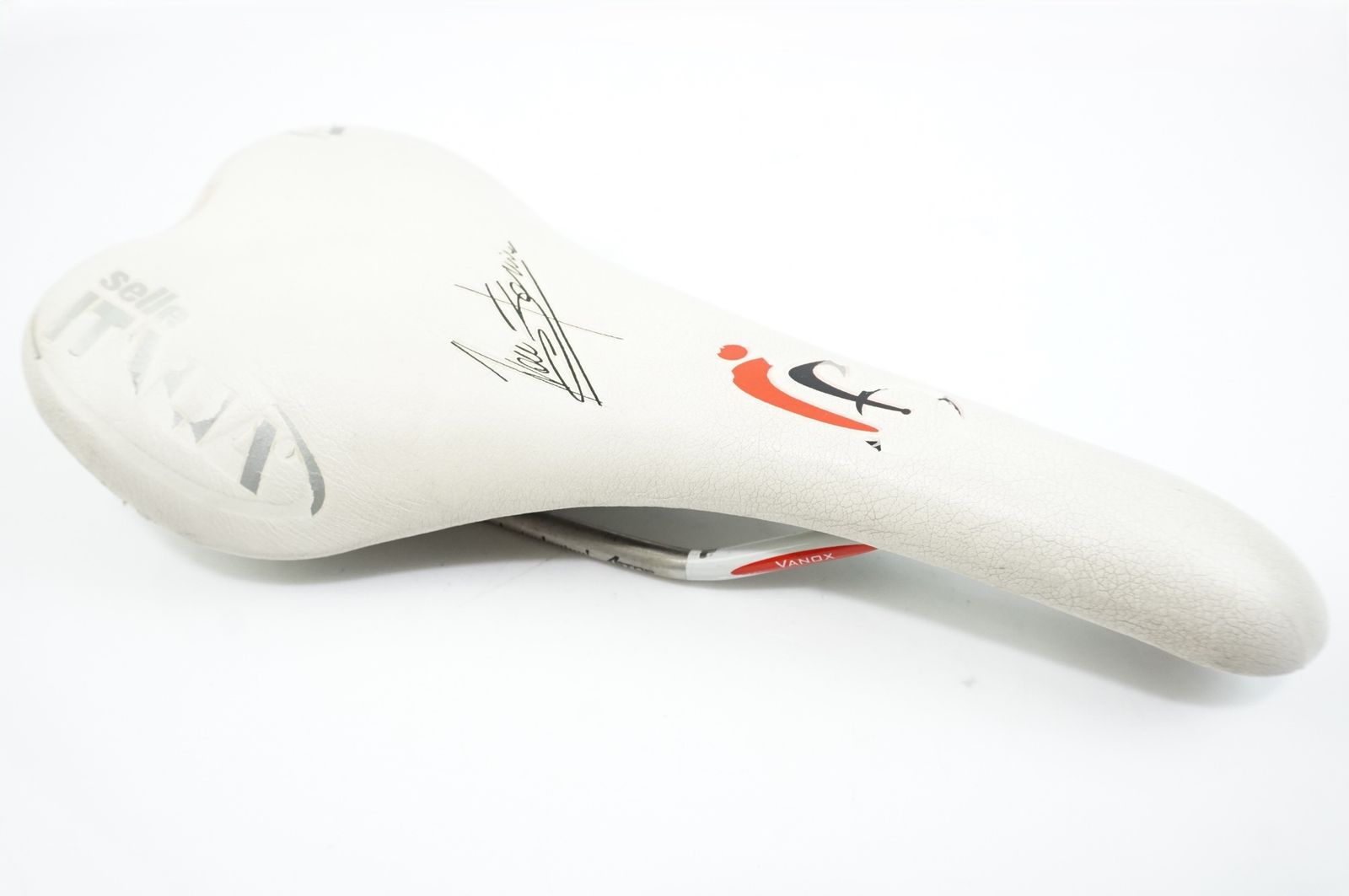 SELLE ITALIA 「セライタリア」 SLR XP IVAN BASSO サドル 