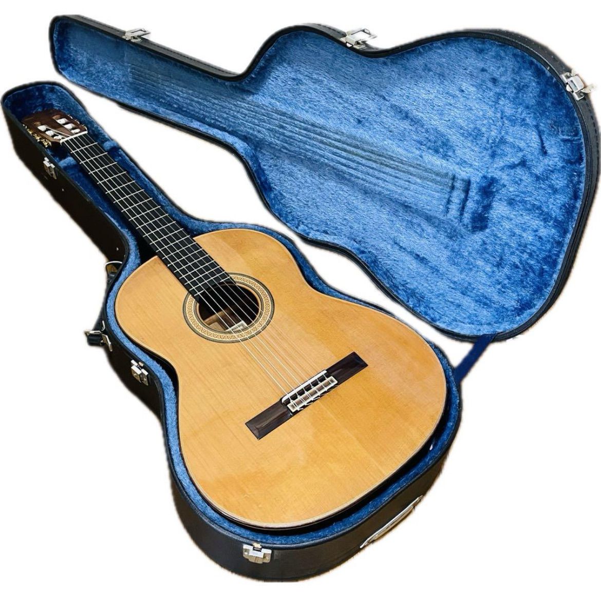 7708 RYOJI MATSUOKA M100 クラシックギター ハードケース付