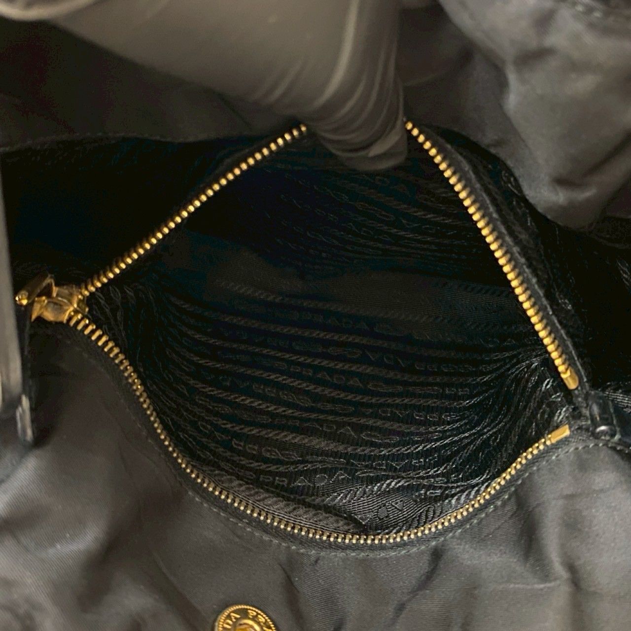 極 美品 PRADA プラダ 三角ロゴ 金具 キルティング ナイロン パテント 