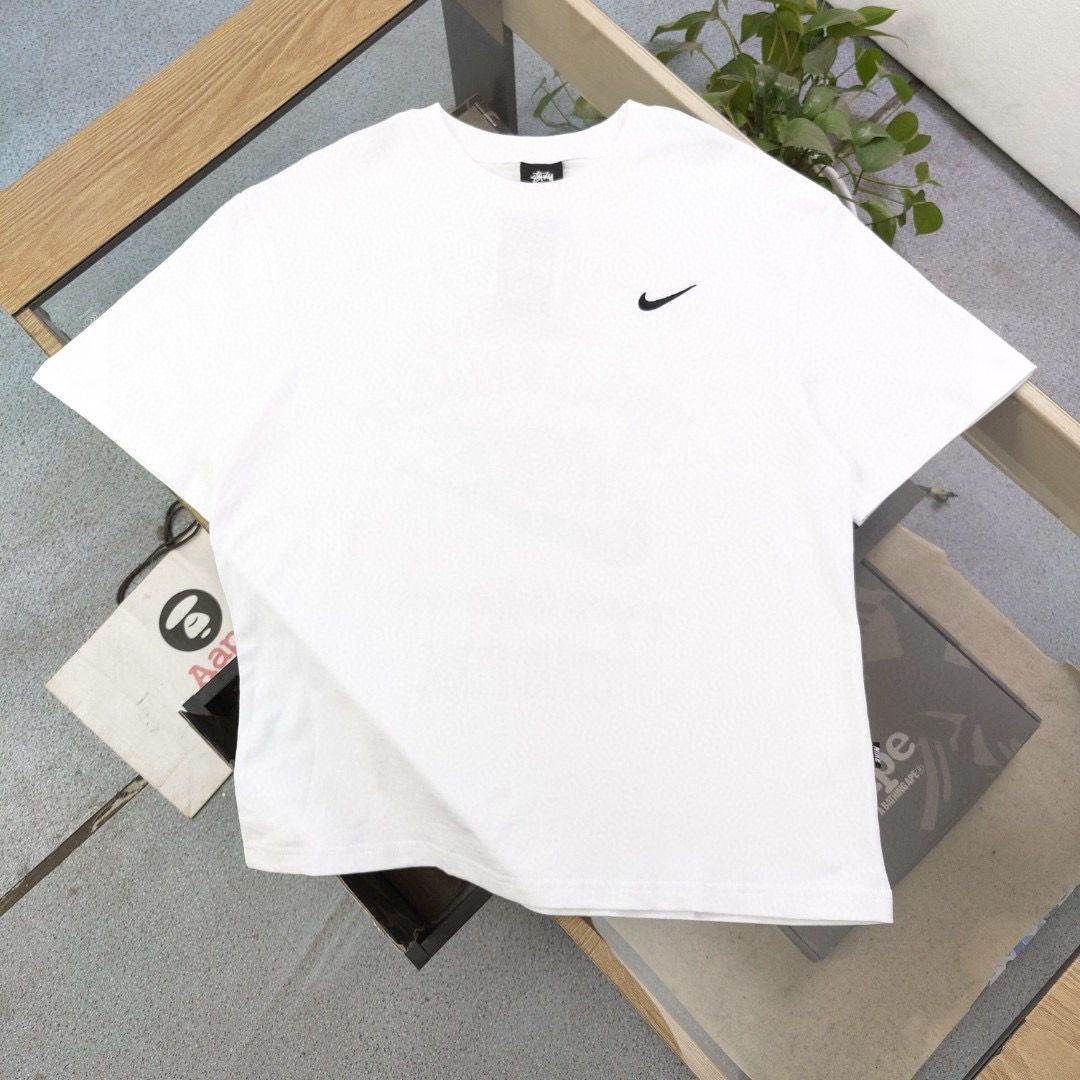 新品 特価 NIKE X Stussy Athletic leisure ステューシー ダイス T 