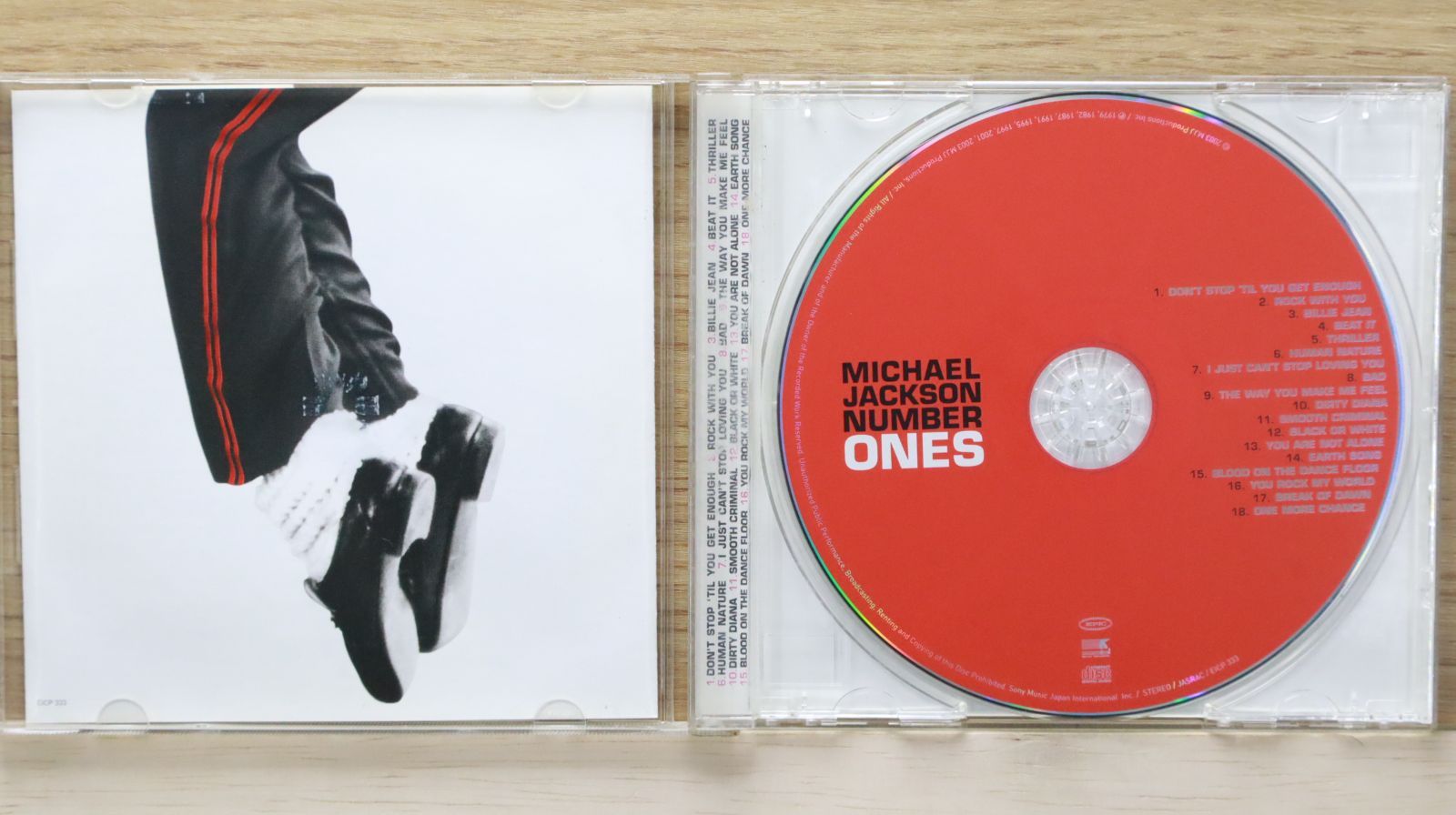 見本盤/CD/マイケル・ジャクソン Amazon.co.jp: MICHAEL: ミュージック