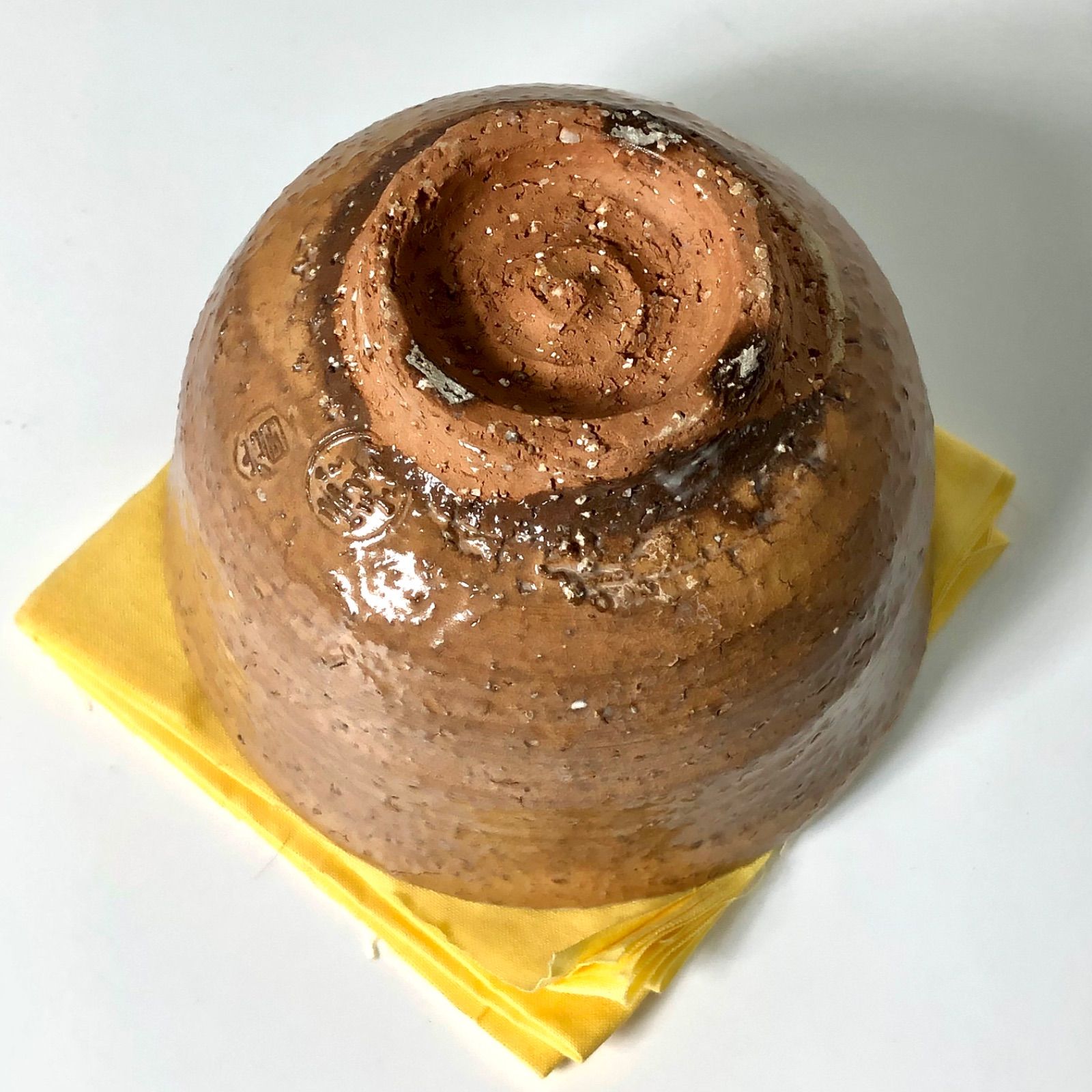茶碗2個 金継ぎ 黒 白茶 茶道具 抹茶 和食器 茶の湯 骨董 kanariya_sado32