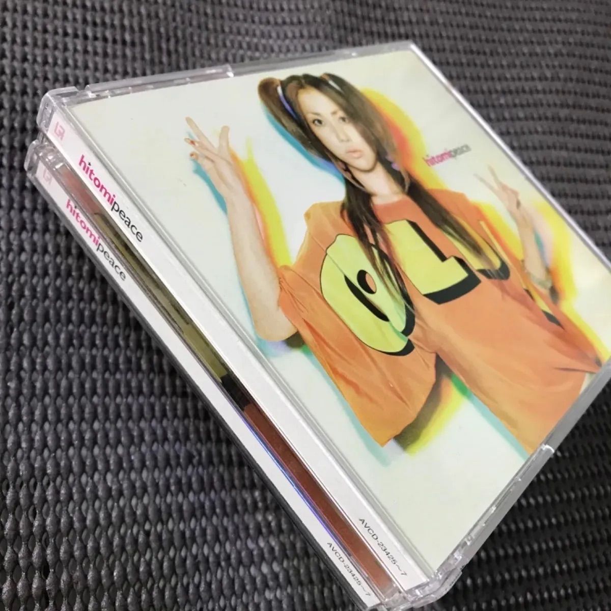 hitomi ベスト・アルバム 2点 💽『h』【初回限定盤】 💽 『peace