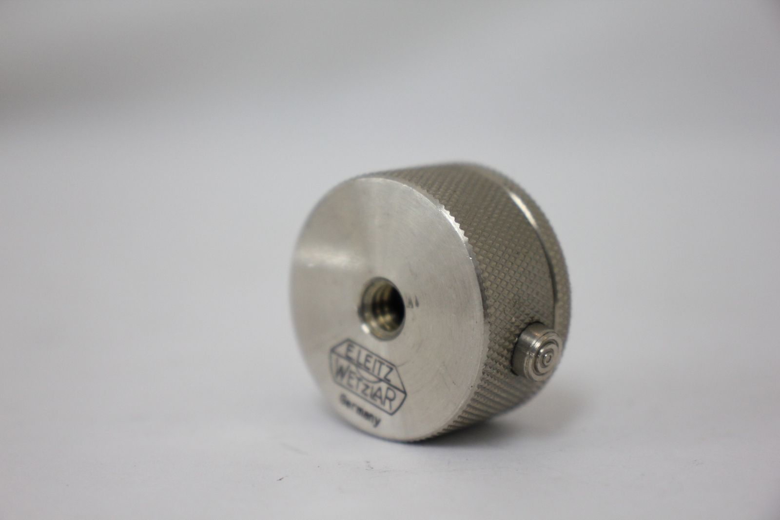 返品保証 ライカ Leica Leitz SDOOG 三脚アダプター e1482