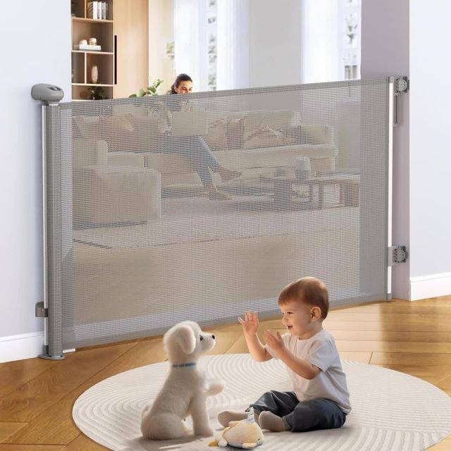 UNNIK ベビーゲート ロール式 ネジ付け可＆貼り付け可 幅140CM ペットゲート ベビーゲート 階段上 巻き取り式 階段ゲート 格納式 安全ロック機能 赤ちゃん|ペット|猫|犬に適応 日本語取扱説明書付き グレー 最大幅140cmｘ高86cm