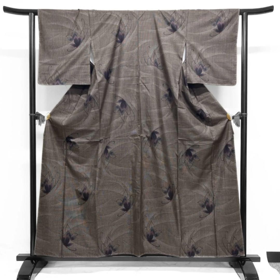 未着用小紋大島紬証紙付き手織り泥染花模様流水着物021a d 