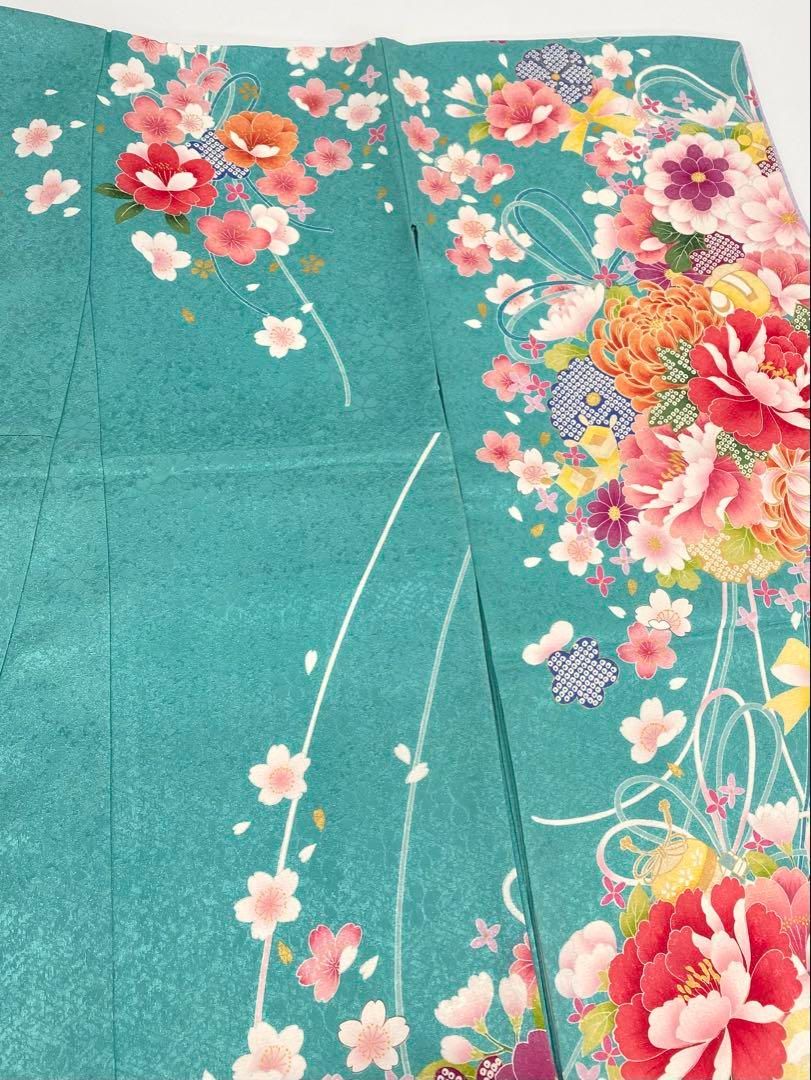 振袖 豪華 銀通し 刺繍 金駒 金彩 身丈161cm 撥水加工済 MO2794 - メルカリ