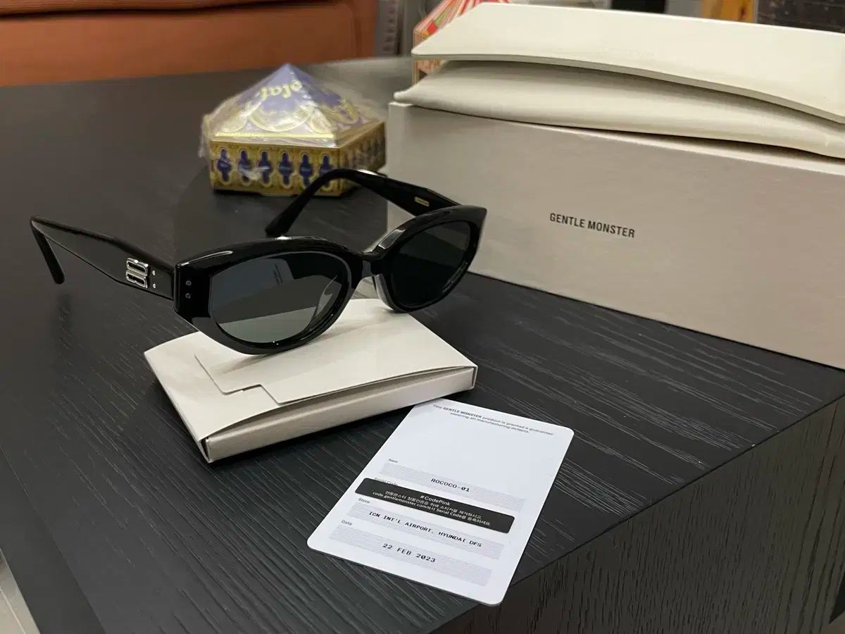 ジェントル モンスター ロココ rococo ブラック