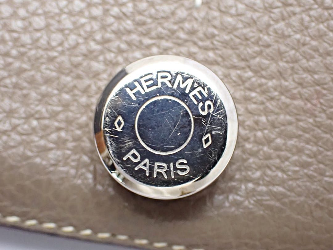 HERMES エルメス ドゴンロング 長財布 O刻印 エトゥープ シルバー金具 トリヨンクレマンス 中古B 【送料無料】管理番号：A-8115 HERMES（エルメス） ドゴンロング 長財布 O刻印 エトゥープ シルバー