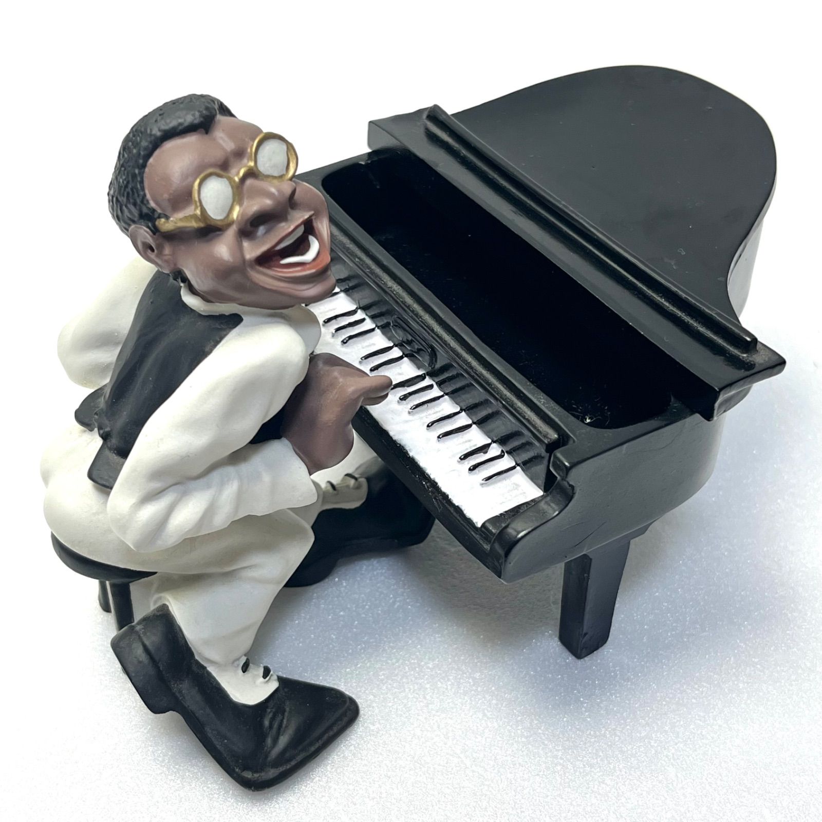 JAZZ ジャズバンド　フィギュアセット8体、ピアノ、ドラムセット JASS BAND ジャズバンド】フィギュア8体 ピアノ ドラム - メルカリ