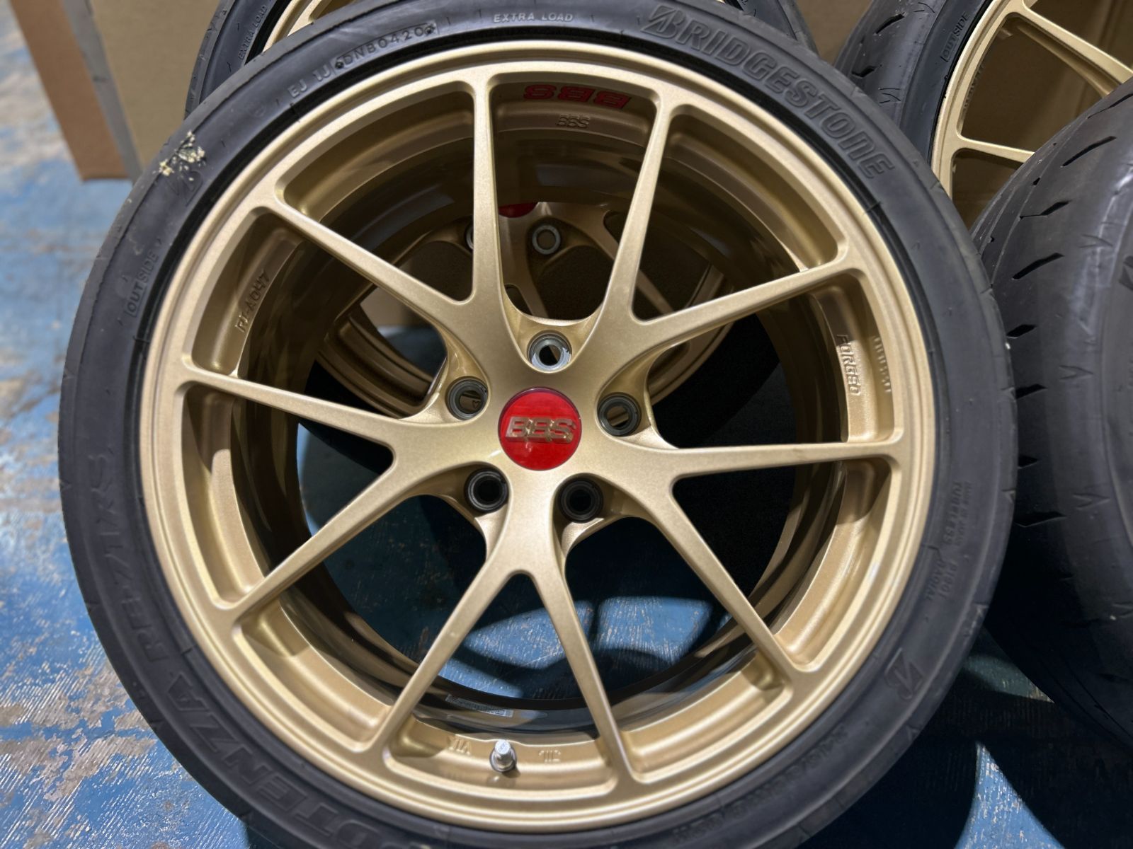 BBS RI-A047 18インチ×8.5J 35 PFS 5H-112 4本セット ブリヂストン 245 35R18