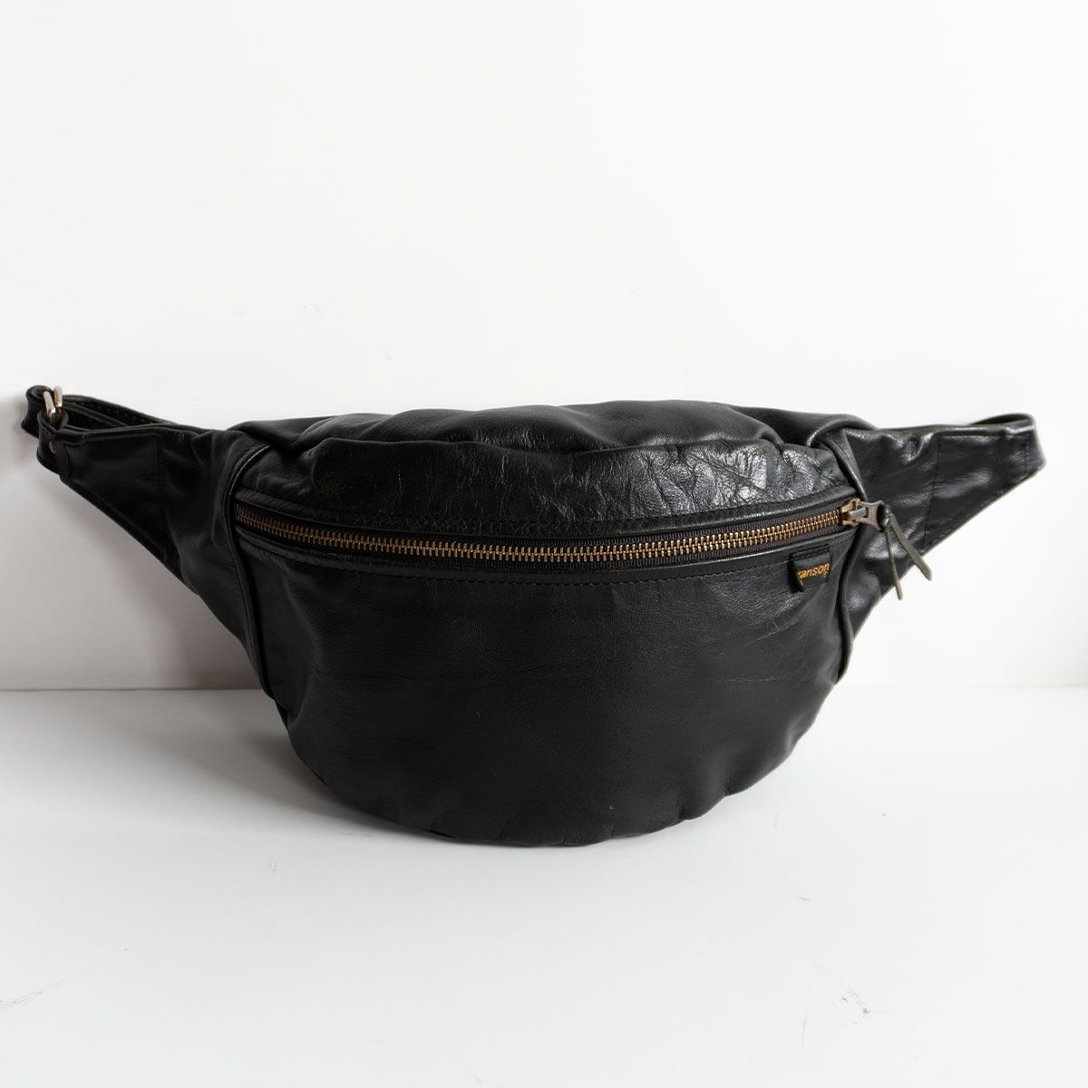 VANSON ファニーバッグ レザー ボディバッグ バンソン 25100657