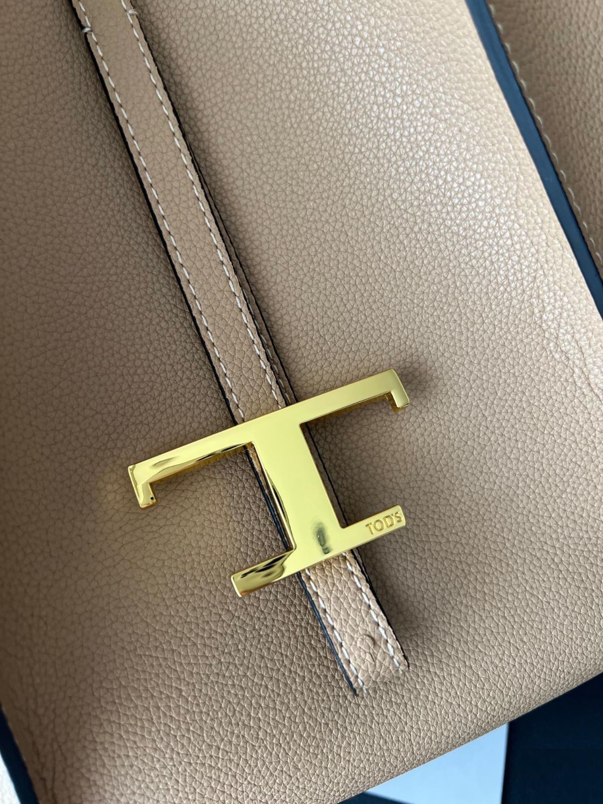 T O