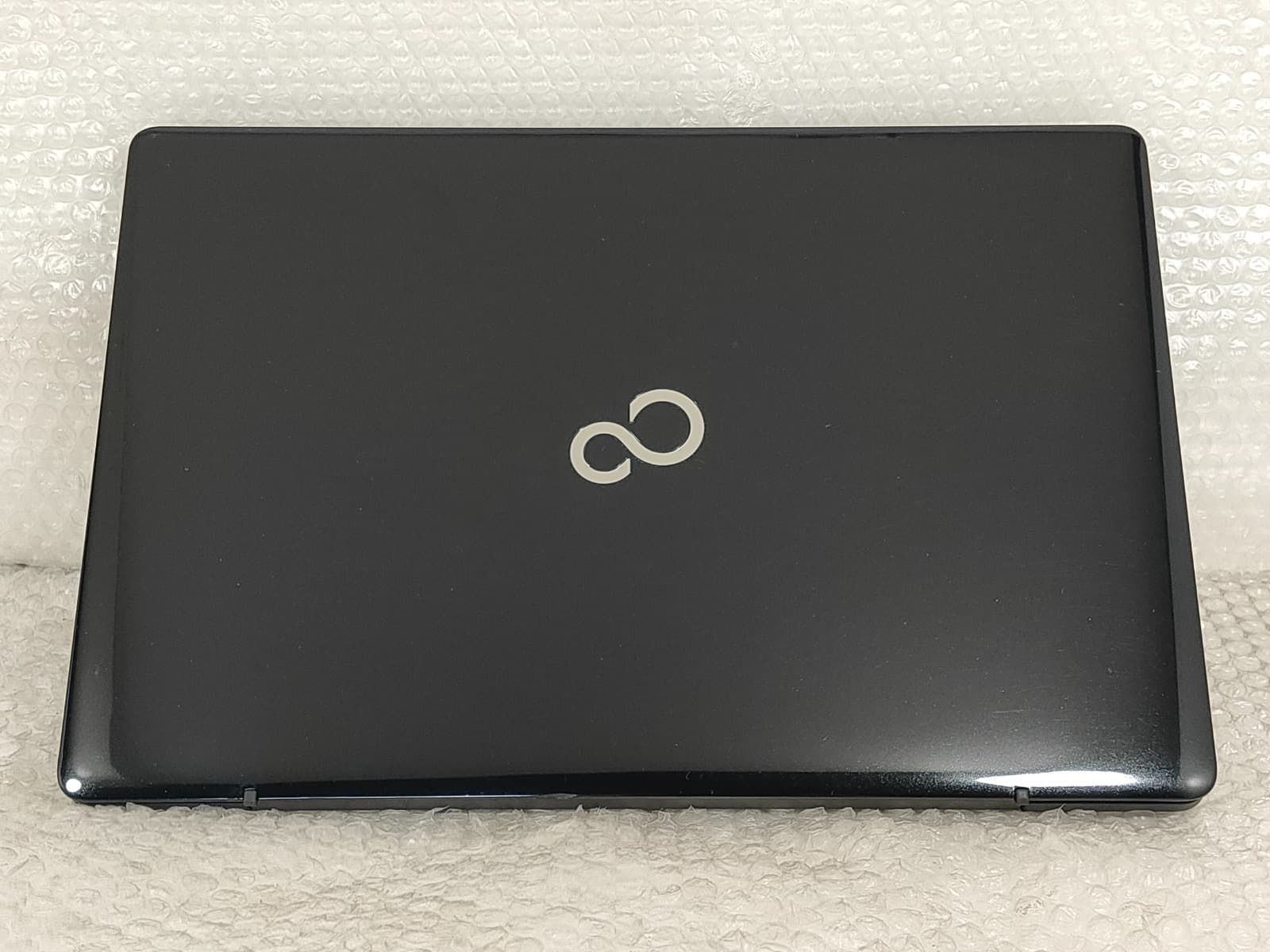 富士通 LIFEBOOK AH43/D1 Ryzen 3 2300U/4GB/500GB HDD