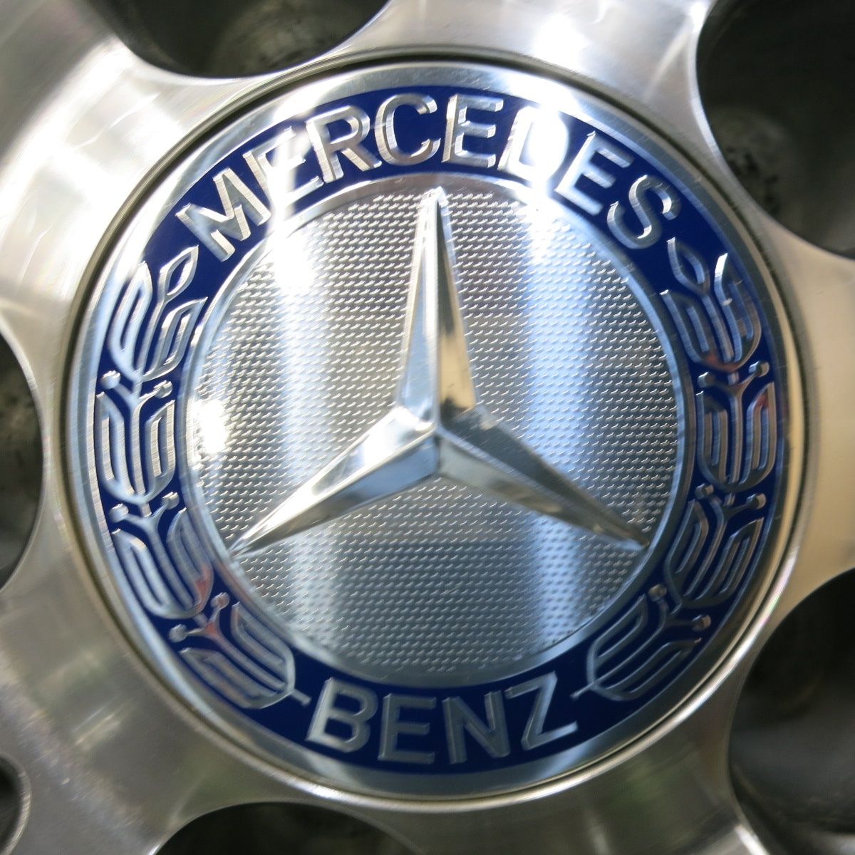 送料無料] 4本価格☆ベンツ Eクラス W212 W207 純正 AMG ホイール 18