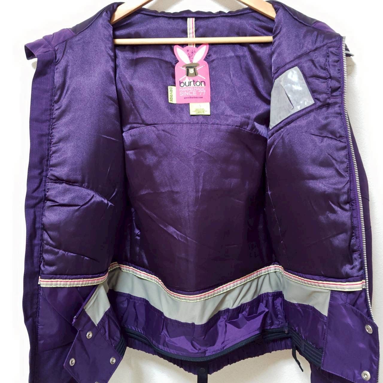 24時間以内発送 上級者モデル◎DRY RIDE 防水透湿テクノロジー◎ BURTON バートン スノーウェア ナイロンジャケット スキー スノーボード アウトドア キャンプ ウィンタースポーツ パウダーガード 防寒 パープル レディース S M36297ji 業界最高品質。