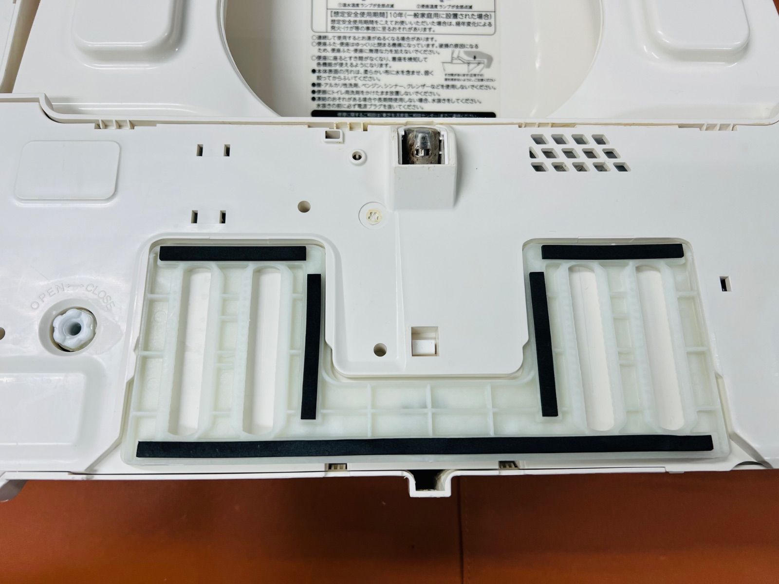 東芝温水洗浄便座　2018年製　SCSーT160 東芝 クリーンウォッシュ 温水洗浄便座 SCS-T160S | ウォシュレット