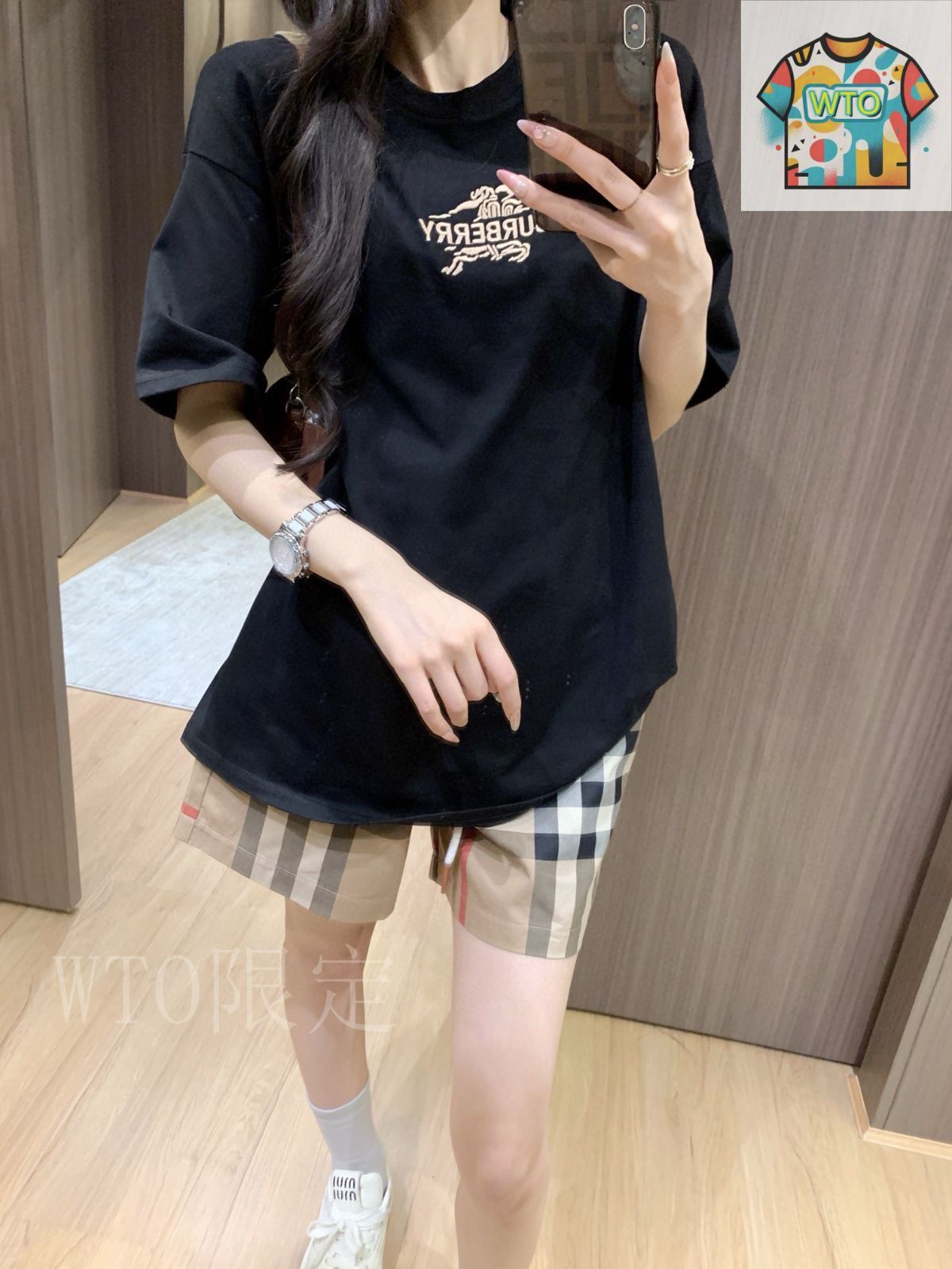 今日WTO】Burberry Embroidered Logo Top & Check Shorts Set