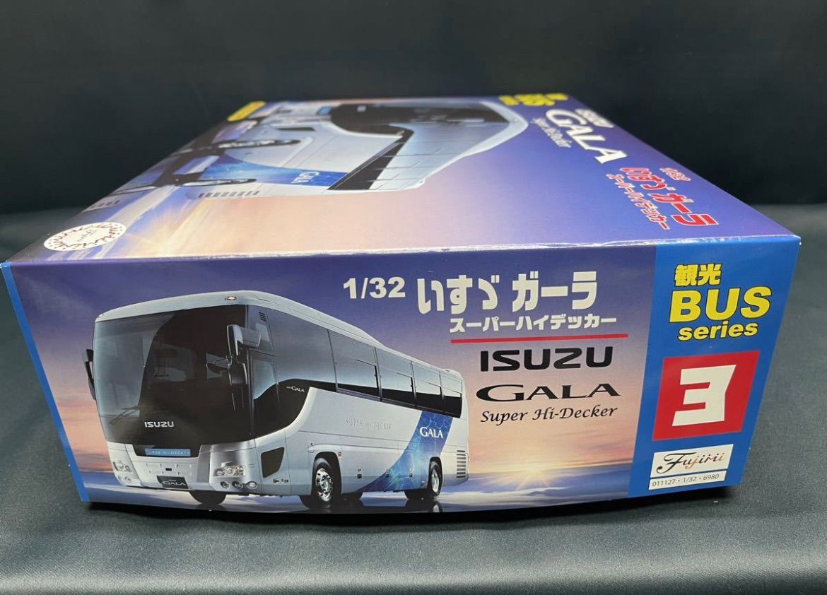 1/32 いすゞ ガーラ スーパーハイデッカ NO.3 FUJIMI レトロ 観光バス