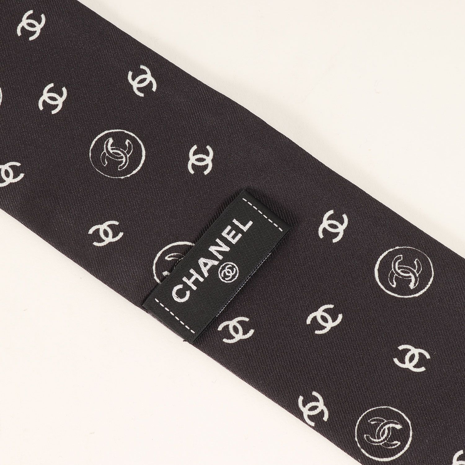 美品】CHANEL シャネル スカーフ 黒 緑 ブラック グレー グリーンFREE 