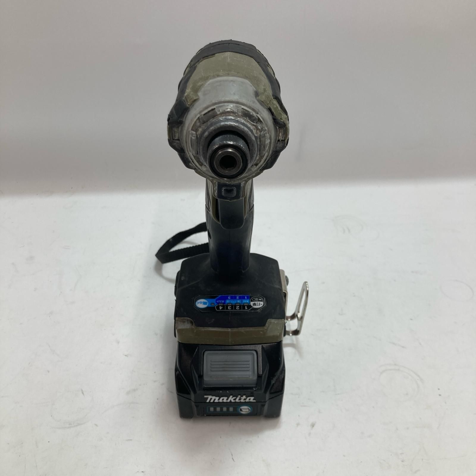40v