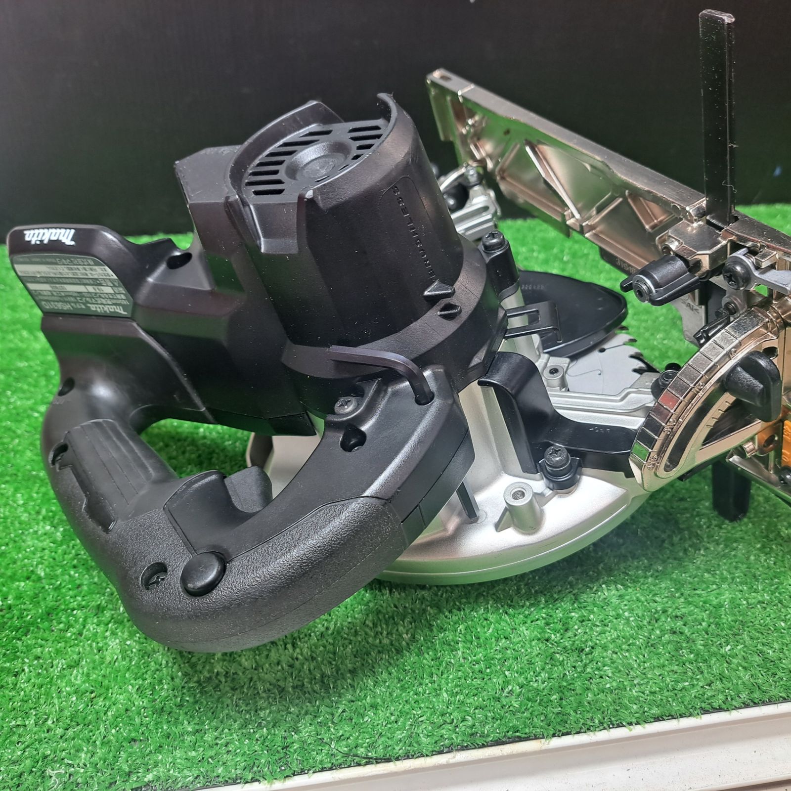 マキタ makita コードレス丸のこ HS631DZSB 岩槻店