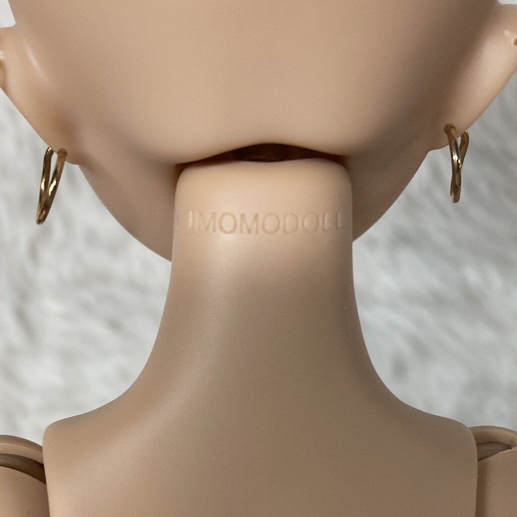 ImomoDoll