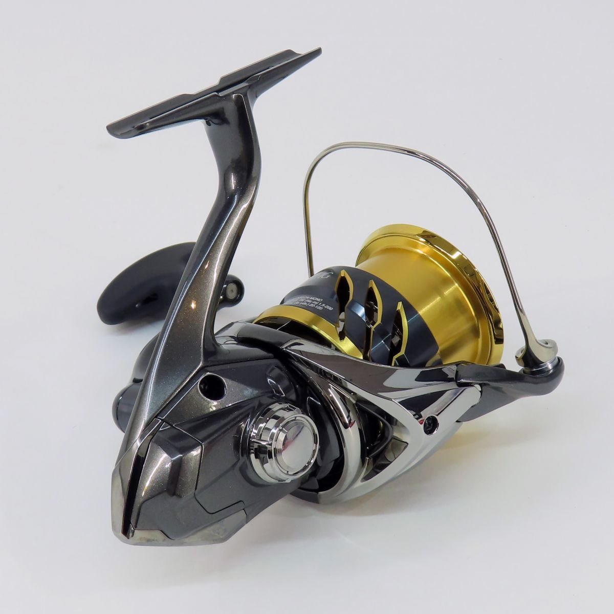 SHIMANO シマノ 20 TWIN POWER ツインパワー 4000MHG 04146 スピニングリール 本体のみ ※中古 - メルカリ