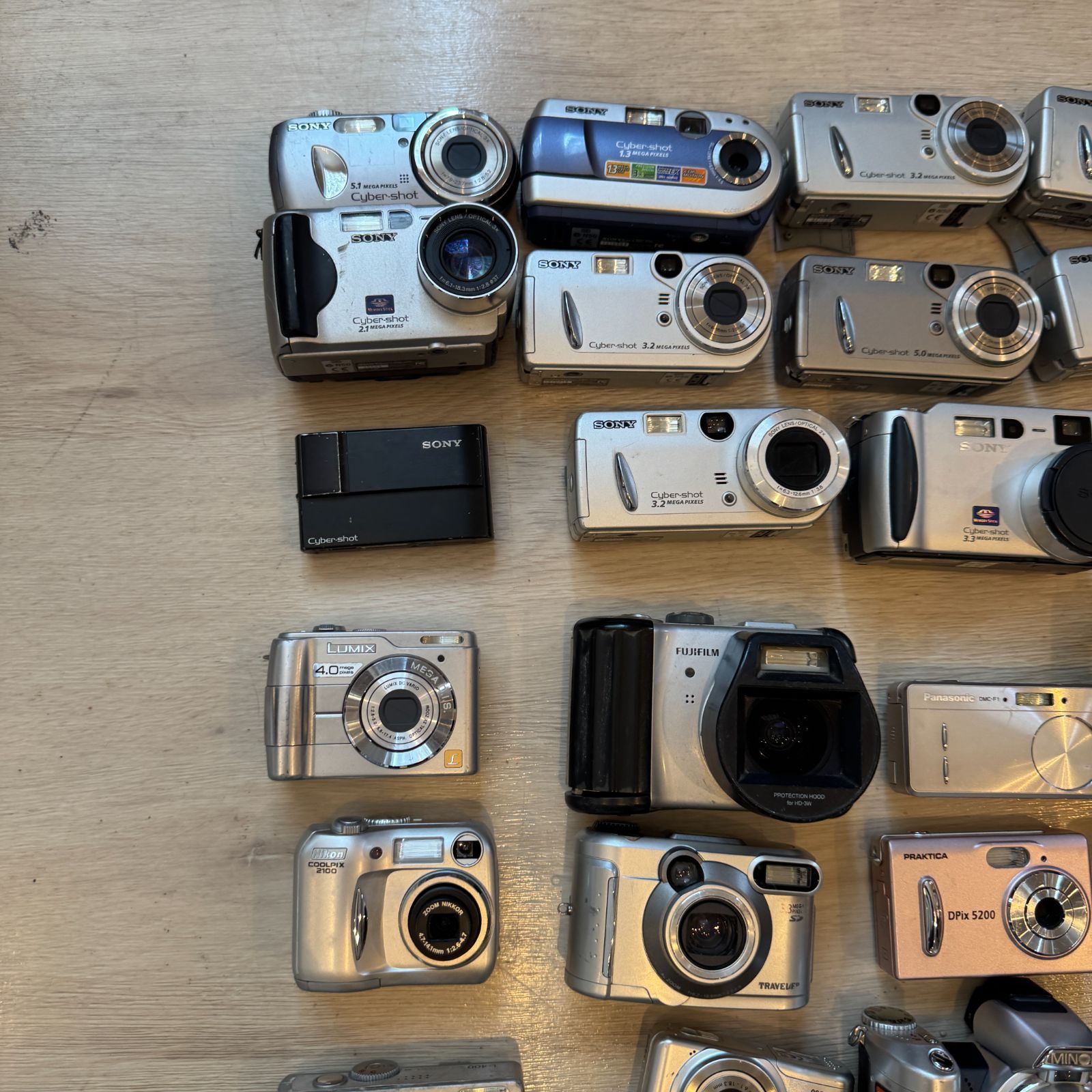 カメラ 50点 ◇ 【ジャンク品】 Nikon Canon Minolta など 約50点