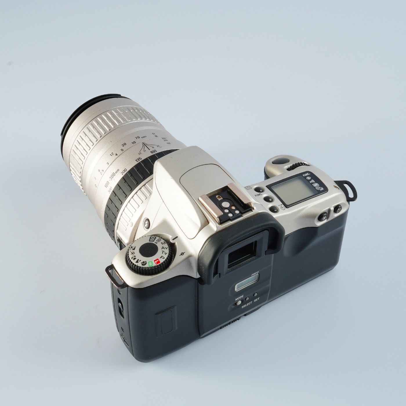 Canon キヤノン EOS Kiss III (REBEL 2000) + SIGMA 28-80mm + 100  