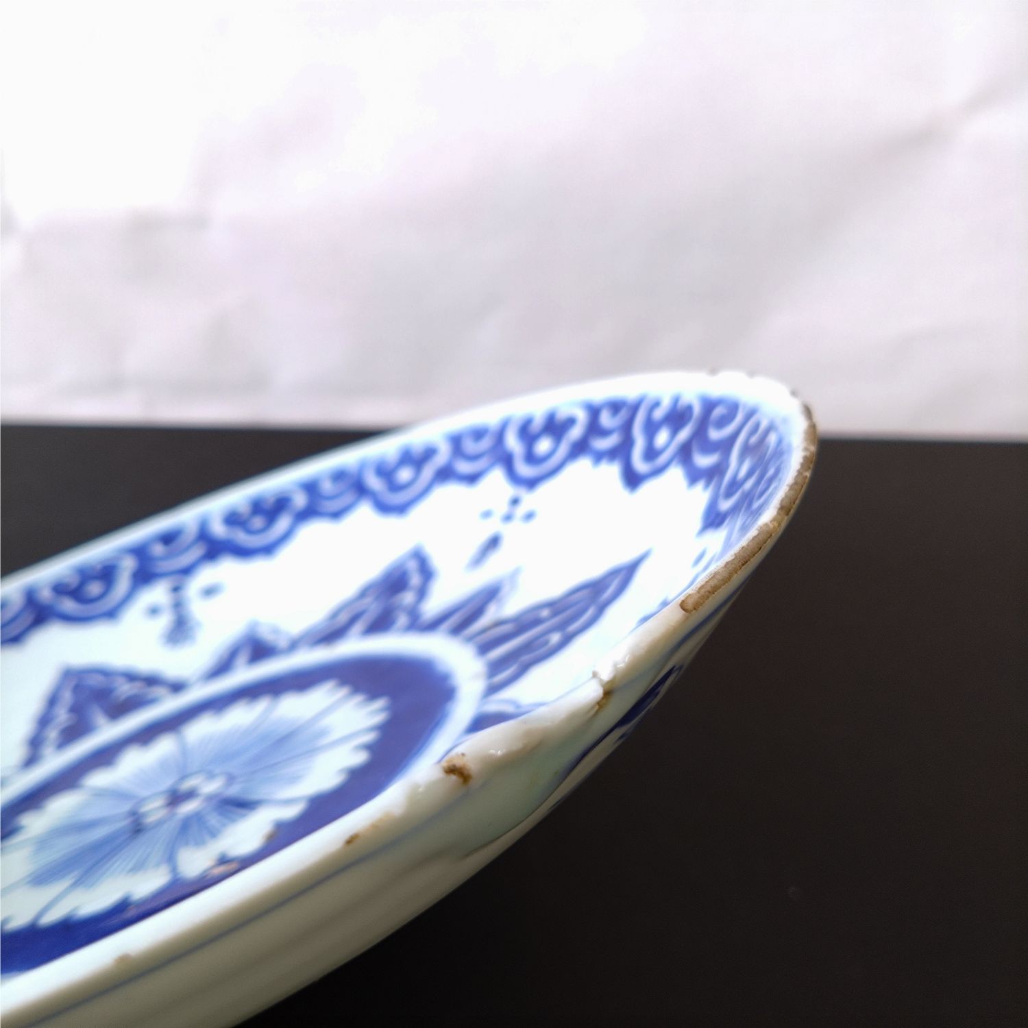 古染付菓子皿 青花磁器