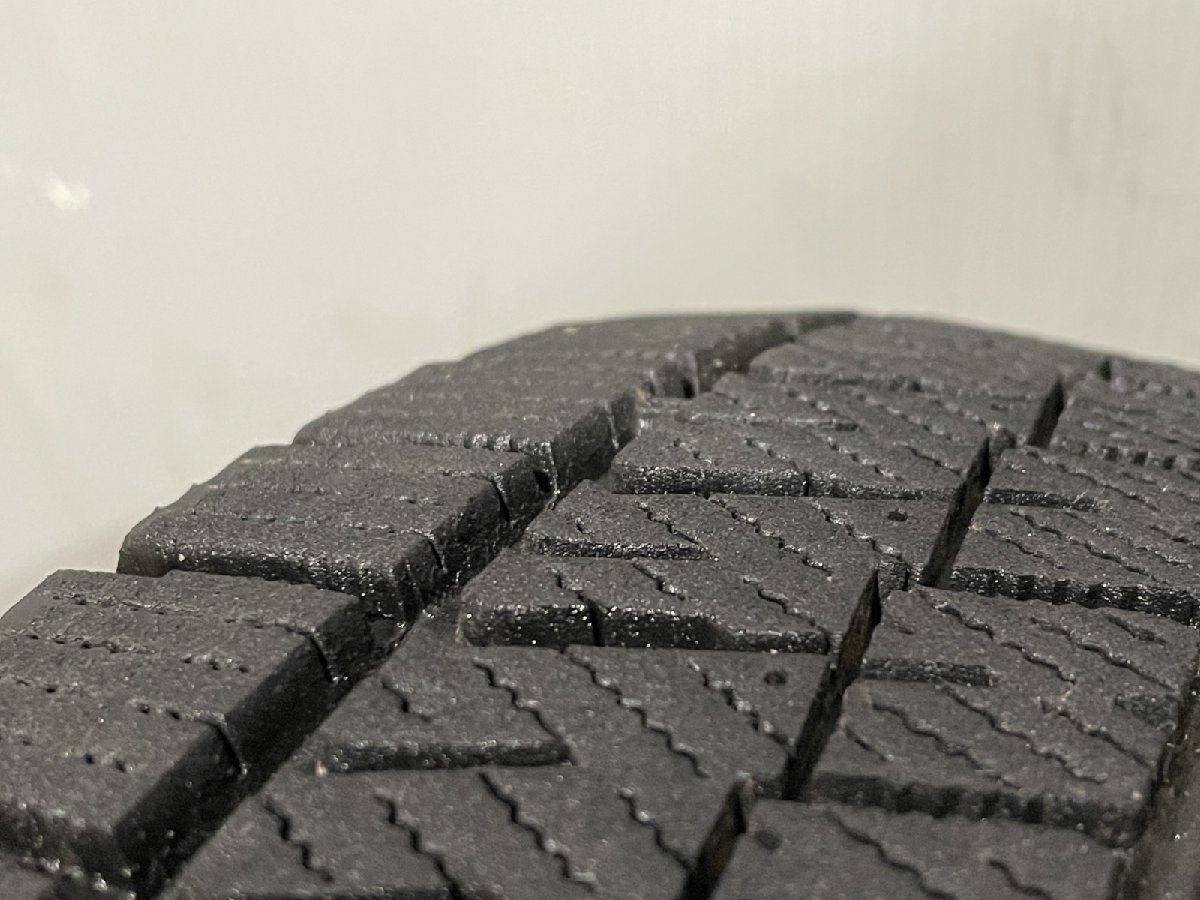 BS BRIDGESTONE BLIZZAK VRX2 185/65R15 15インチ スタッドレス 4本 22年製 イスト アクア ティーダ ノート デミオ フリード等　(KTI033)