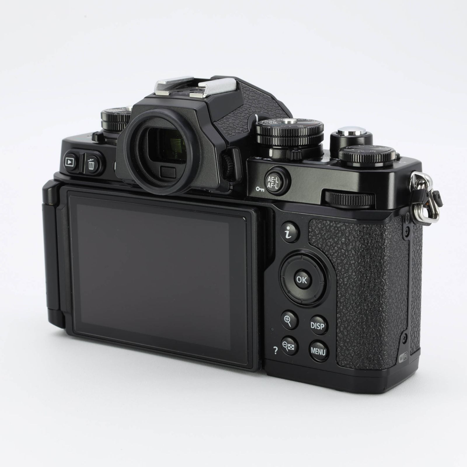 【おまけ付き】Nikon Z fc 28mm F2.8 レンズ Nikon Z fc 28mm f/2.8 キット】レビュー | じゃんぱら 店員に聞け+ お