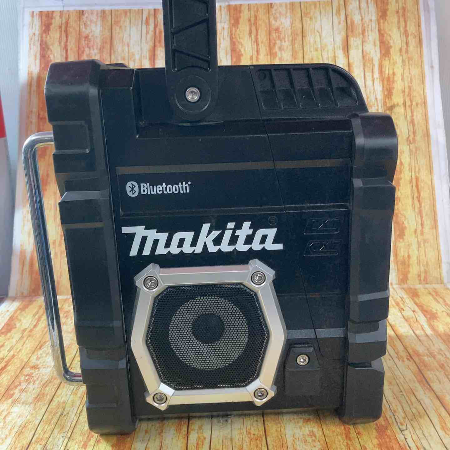 Amazon | マキタ(Makita) Bluetooth搭載 充電式ラジオ MR108B