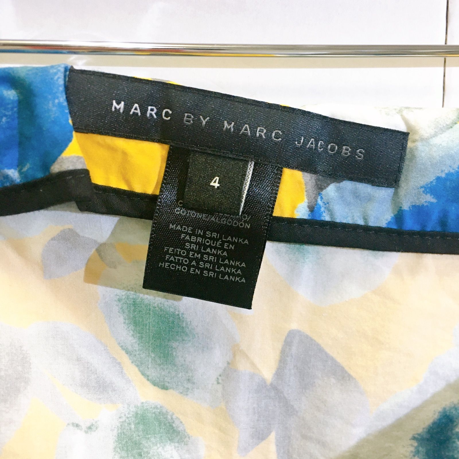 美品】 MARC BY MARC JACOBS マークバイマークジェイコブス スカート