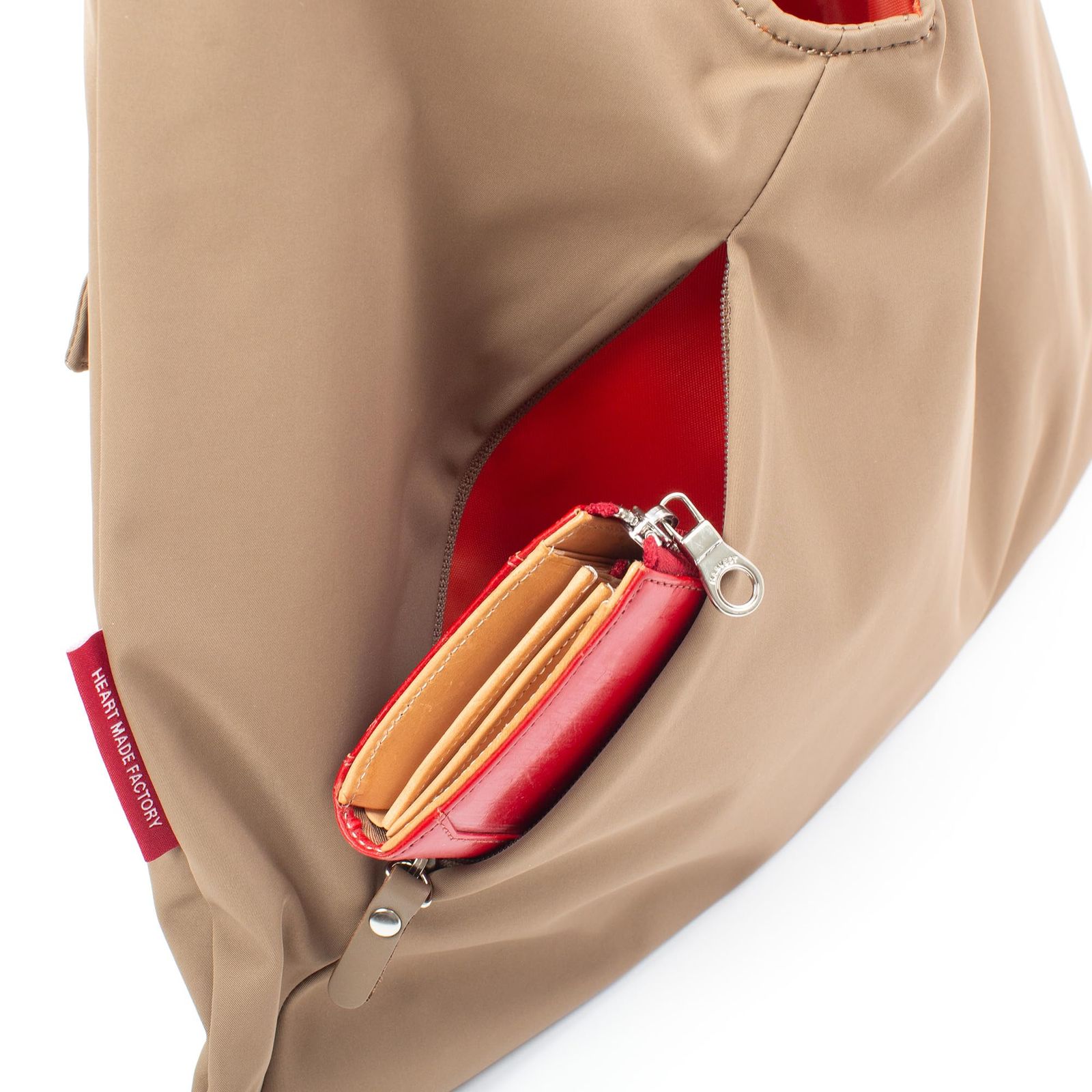 ハートメイドファクトリー 三角 トートバッグ トライアグルバッグ A 4 高密ポリエステル トライアングルシリーズ FY-0799 ブラック