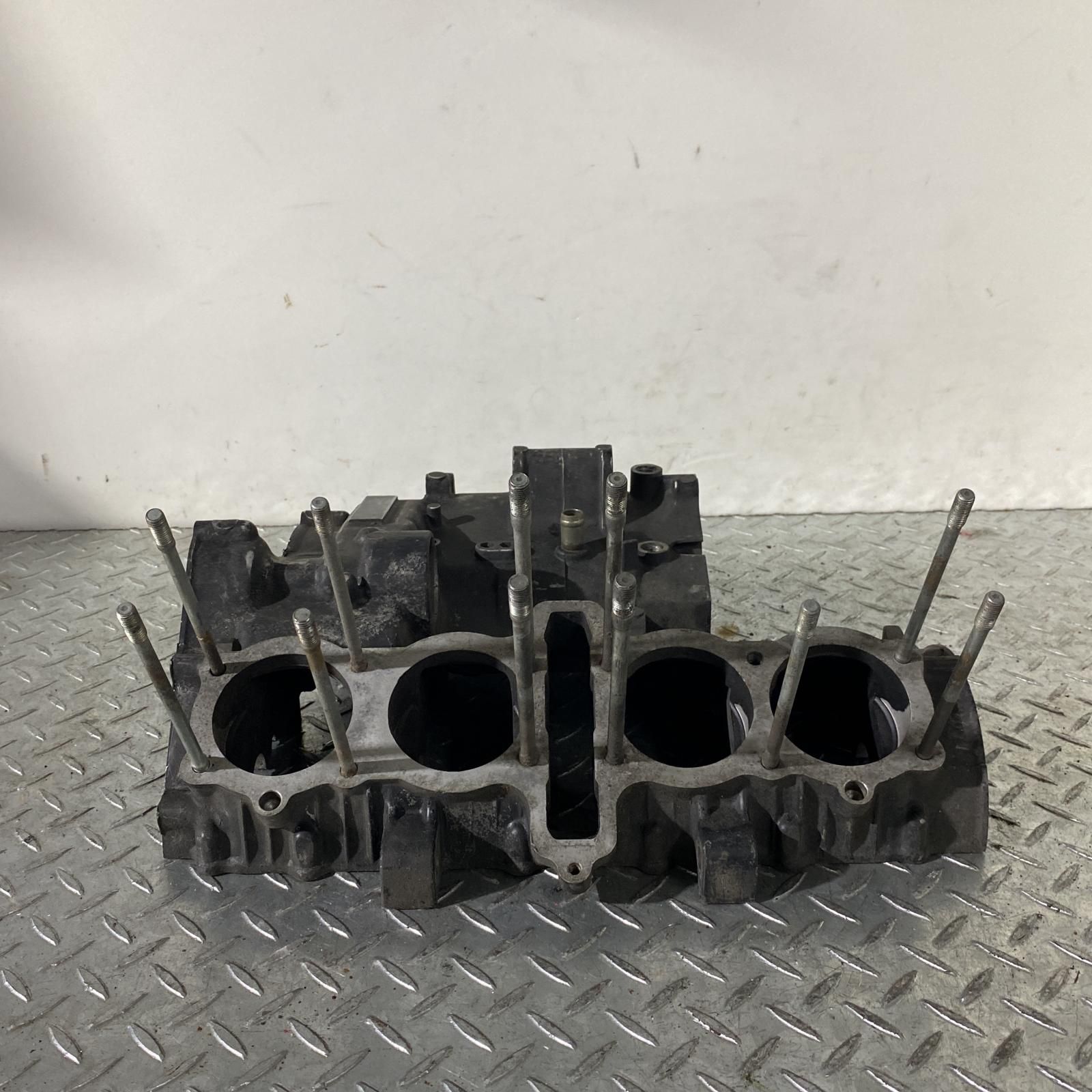 HONDA CBX400F クランクケース 上側 ホンダ [M-250523-12] HONDA