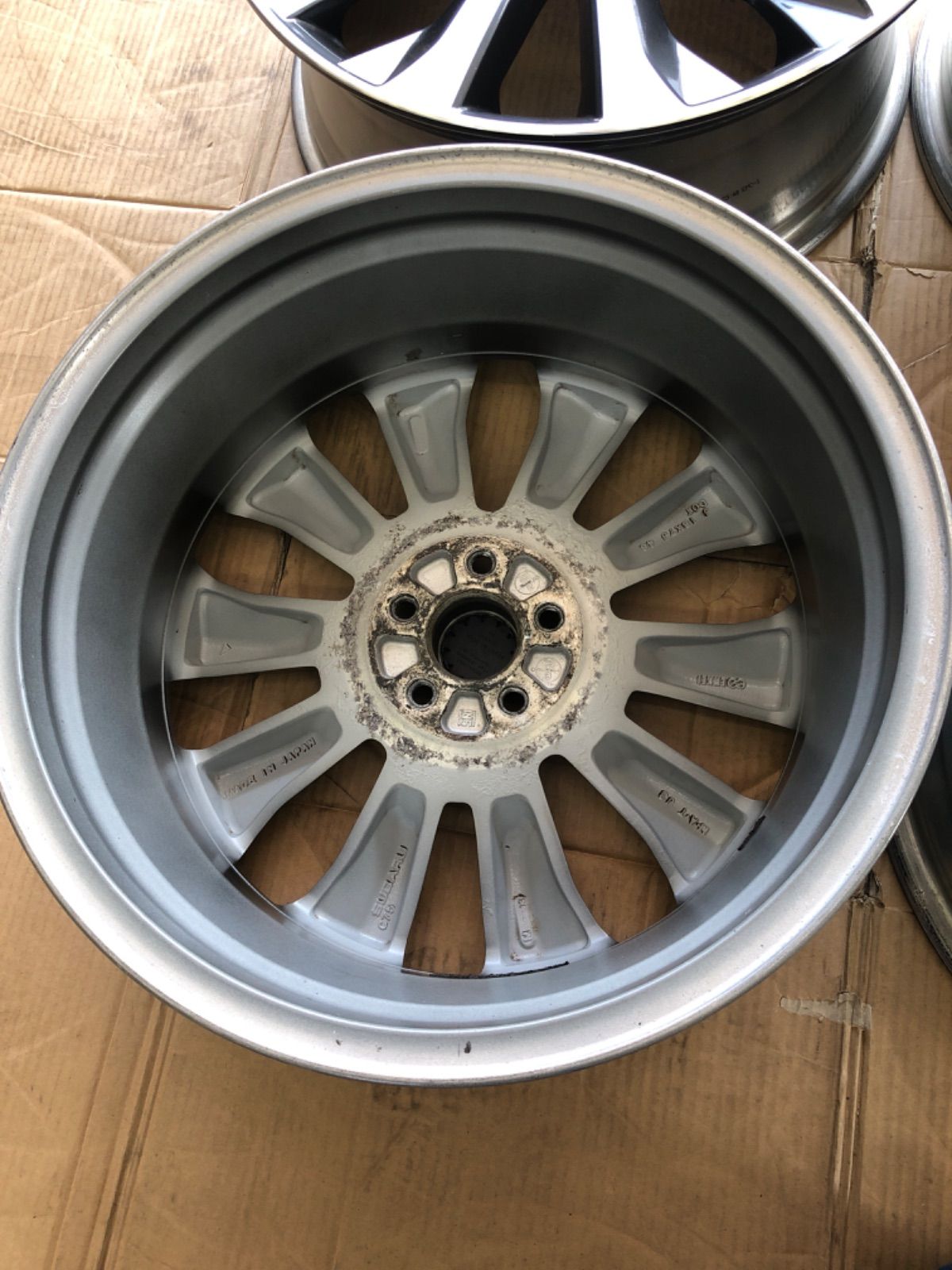 18インチ スバルフォレスターXT SJG 純正アルミホイール 4本 SJ系