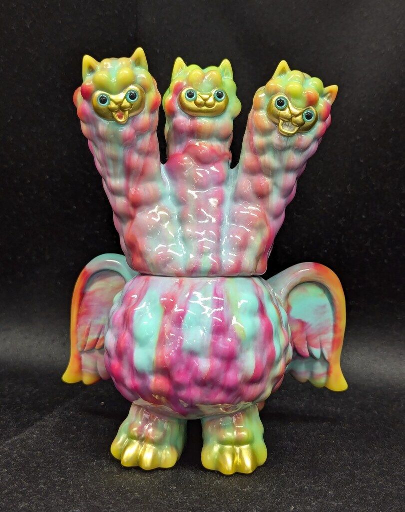 ART JUNKIE 三頭怪獣 キングパカラ 