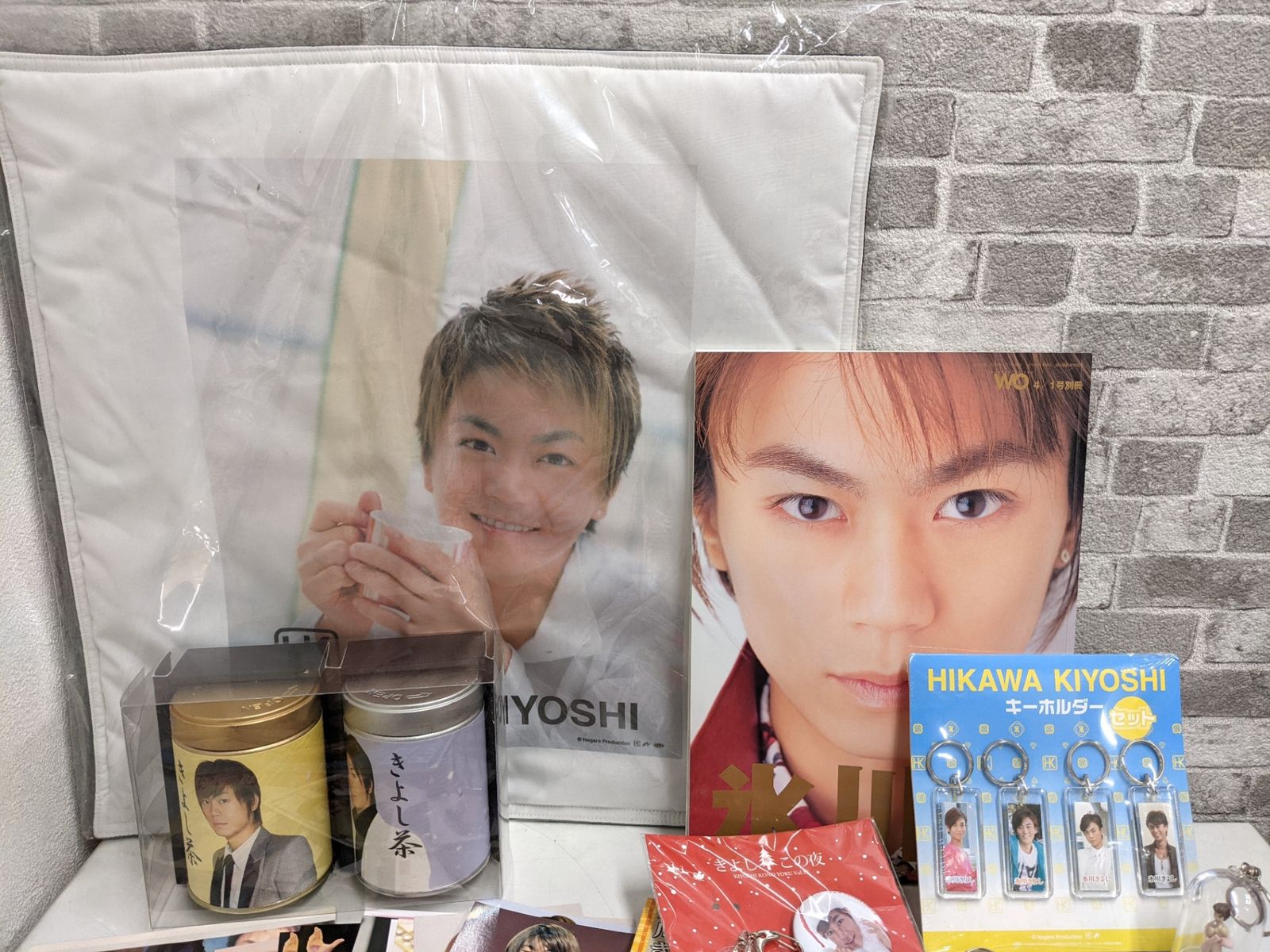 氷川きよし グッズまとめ売り /#懐かしい氷川きよし Amazon.co.jp: 氷川きよし グッズ まとめ売り : おもちゃ