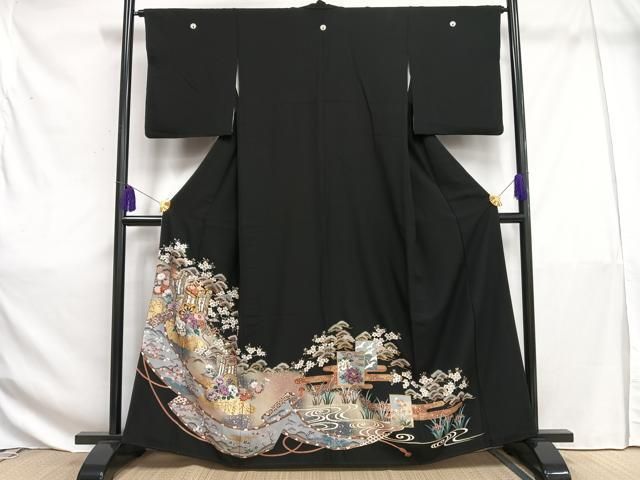 【豪華黒留袖】 駒刺繍❣️風景花文　金彩 着丈159cm 正絹　逸品 No.452 平和屋着物□豪華黒留袖 駒刺繍 御所車花文 金彩 正絹 逸品