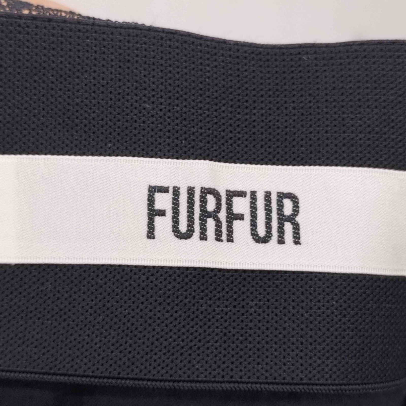 ファーファー furfur フラワーパンチングレザーライクスカート 