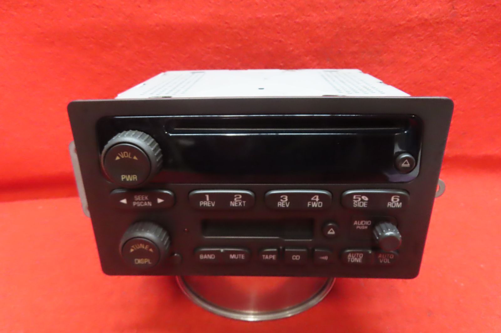 ＊CS2146＊ 付 シボレー トレイルブレイザー 15234934 プレーヤー デッキ カーオーディオ ステー付 取り外すまで正常稼働