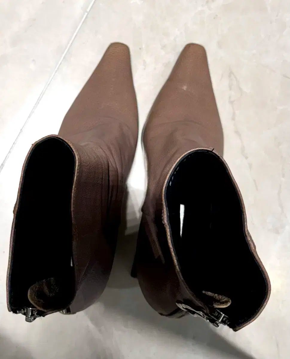 ユリーへ インディアンピンクベビー レディース アンクルブーツ 230