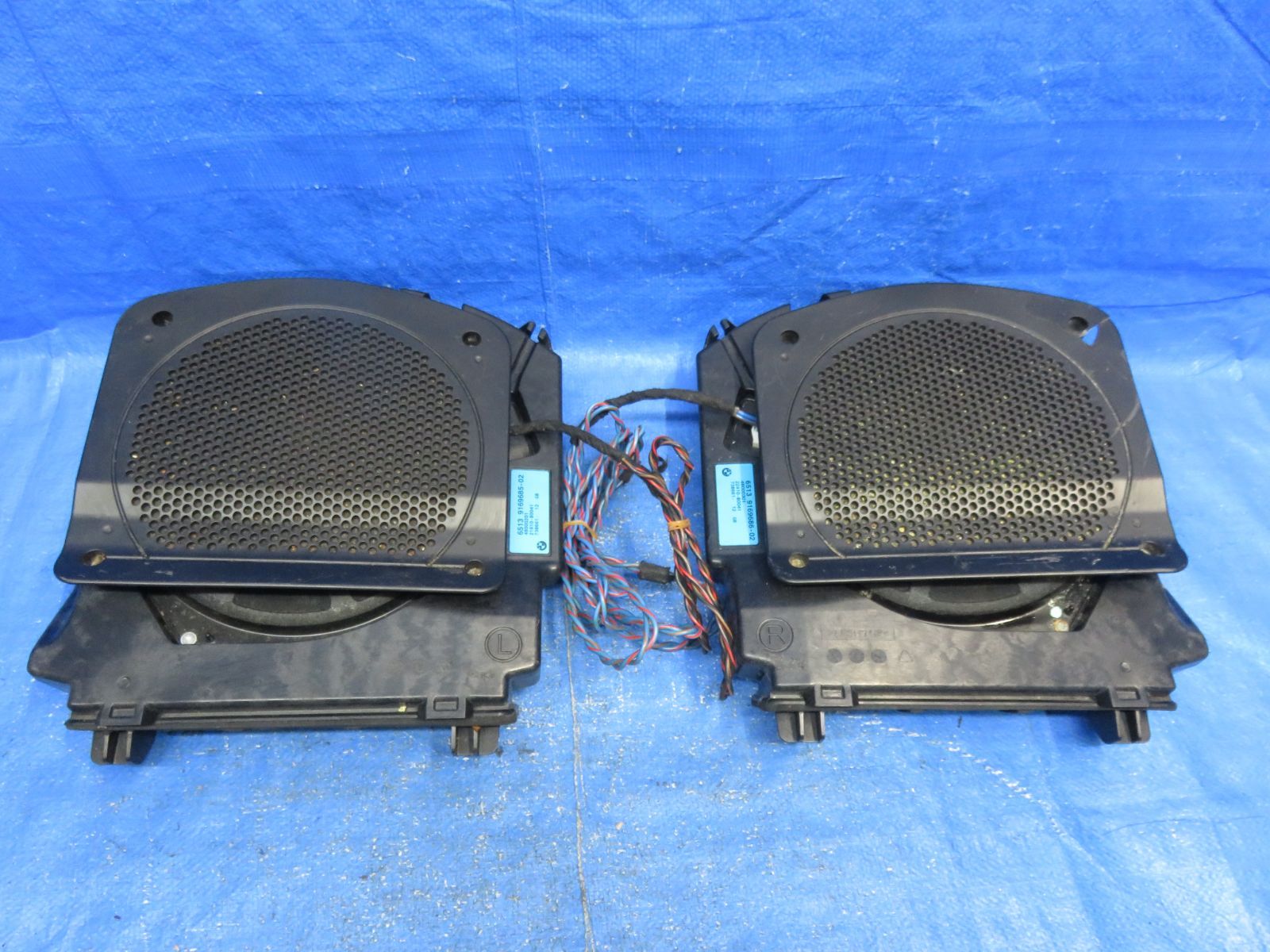 LA6625* 音出しOK BMW 528i 5シリーズ F11 F10 フロントシート サブウーファー|ウーハー 左右セット|運転席助手席|純正 6513-9169686