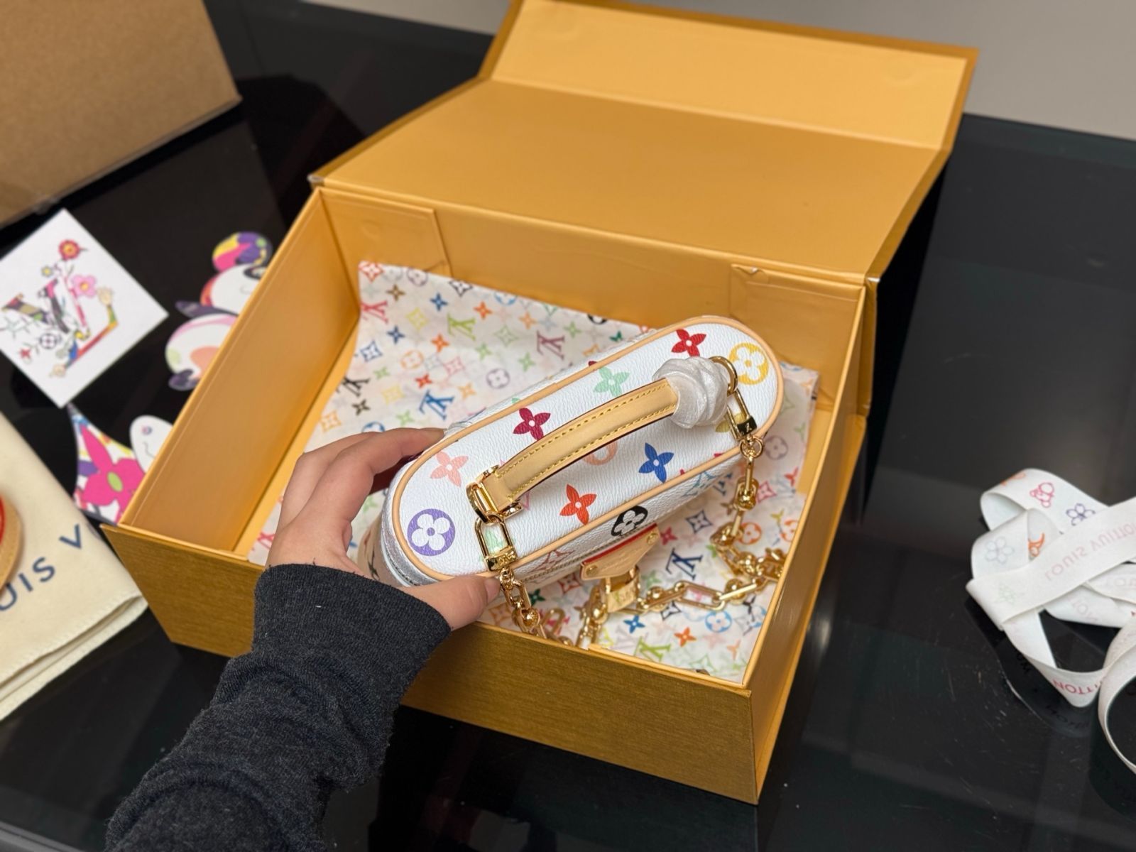 [SALE]ヴィトン Vuitton ヴァニティ ポーチ ヴァニティ・チェーン ポーチ モノグラム・リバース｜ルイ