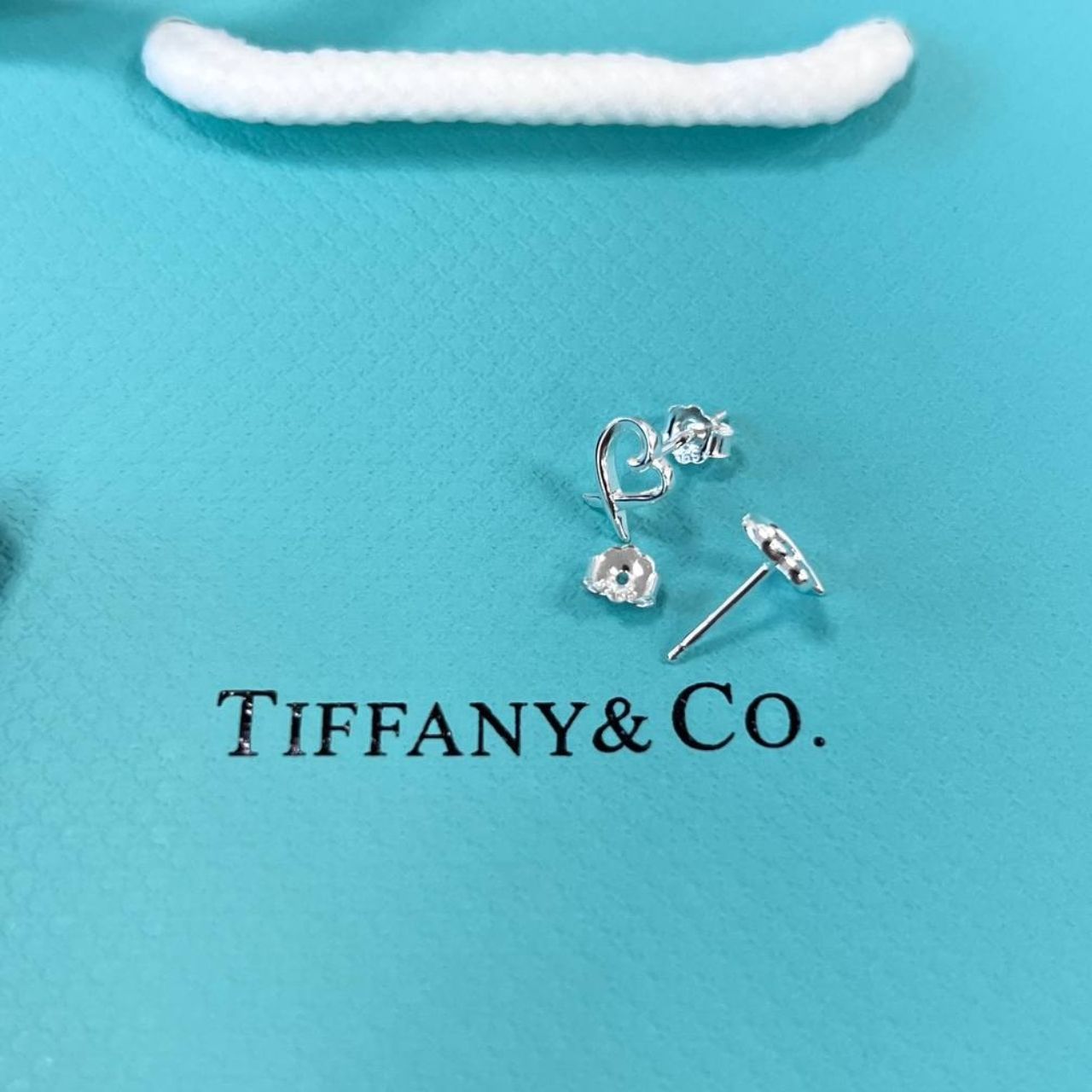 極美品✨️ TIFFANY & Co. パロマ・ピカソ ラビング ハート ピアス Ag925 新品未使用 C205018 - メルカリ