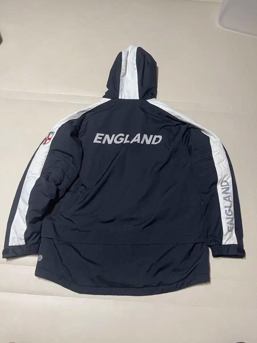 アンブロ UMBRO イングランド 韓国国家代表 アウター