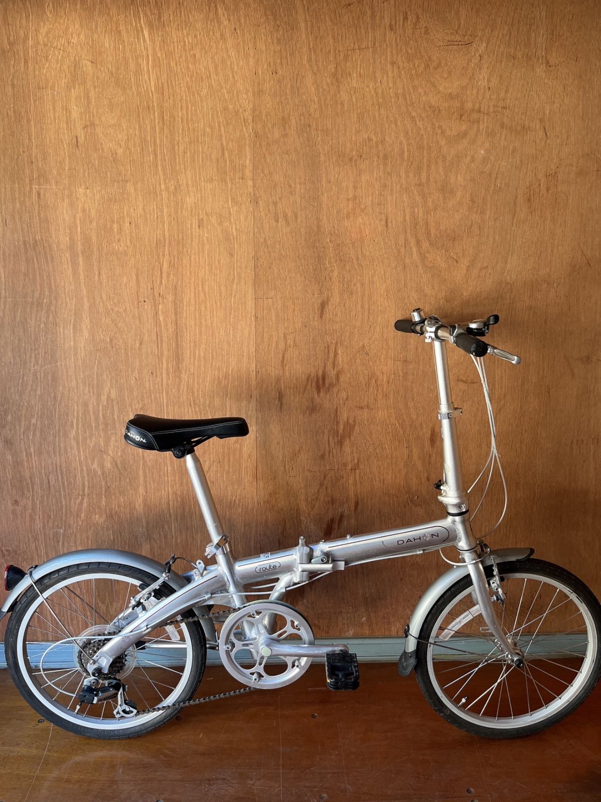 美品】DAHON(ダホン) Route(ルート) 折りたたみ自転車